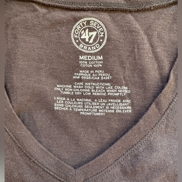 Toronto Maple Leafs support the Troops Tee - Picture 5 of 5